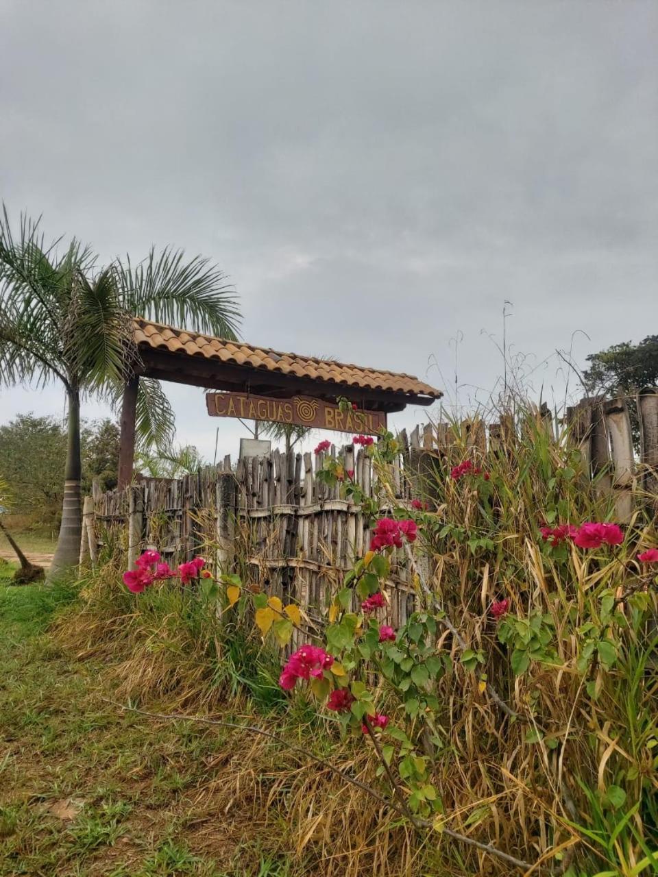 Cataguas Brasil Pousada Carrancas Extérieur photo